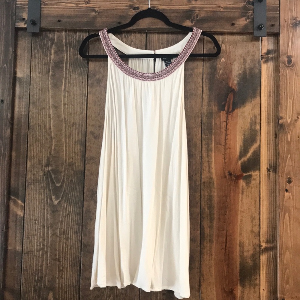 Sleeveless top